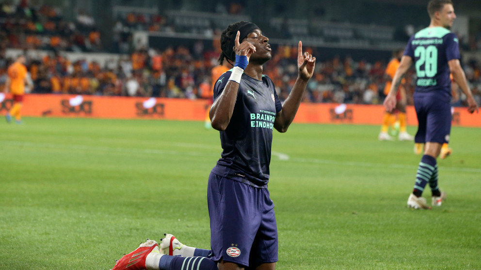 托特纳姆迎荷甲关键赛，国际比赛日调整名单，引发热议，数据趋势出现新变化(托特纳姆热刺球员名单)-爱游戏在线入口